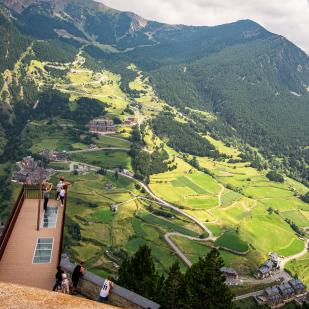 Remodeling of the Roc del Quer viewpoint